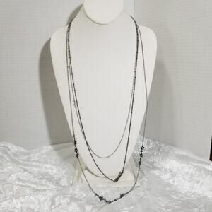 Vera Wang 3 layer necklace 14"16"18" black 1.1649